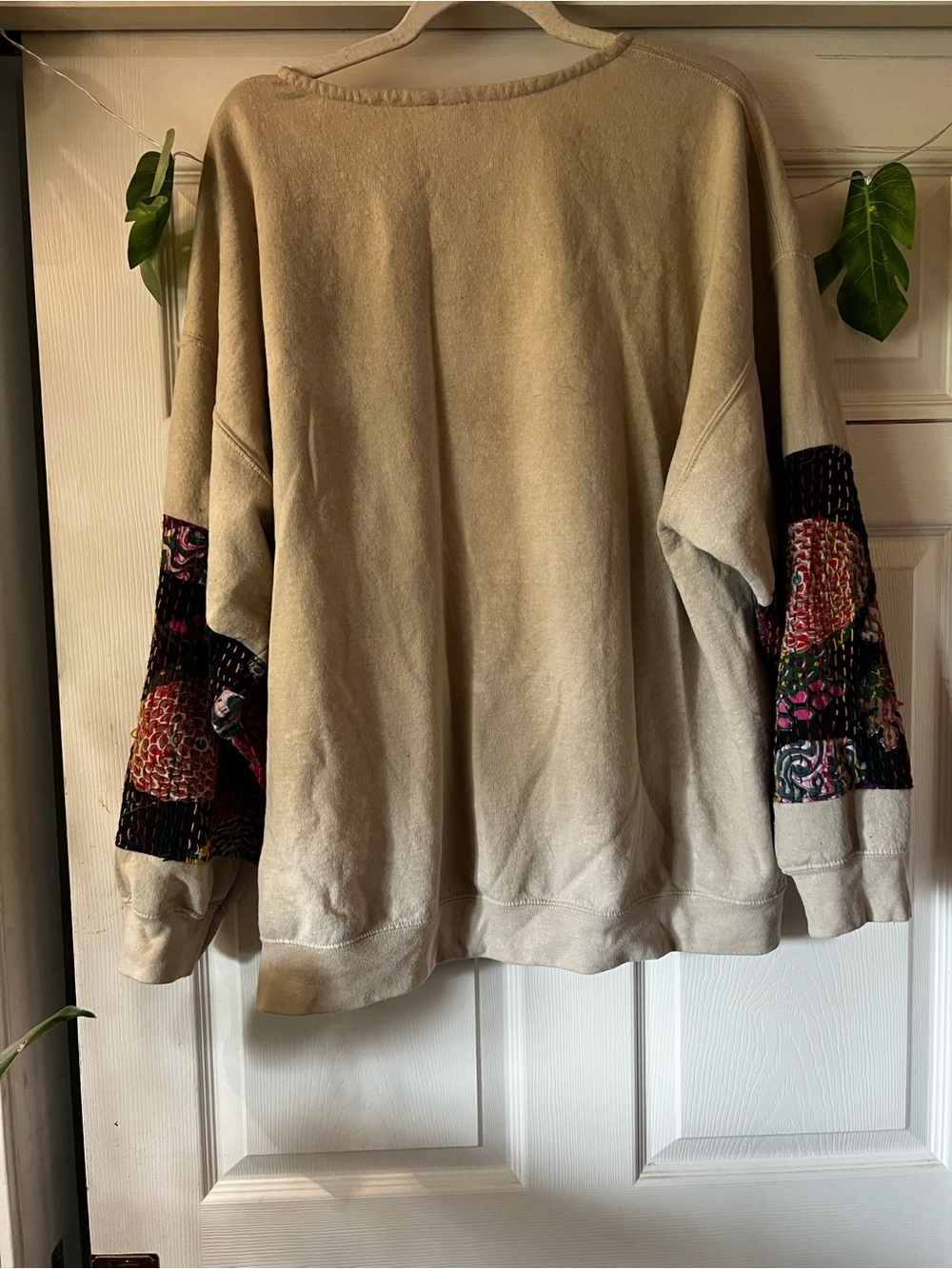 Stevie Nicke Pullover Sweater with Floral kantha Sleeves - Picture 5 of 5